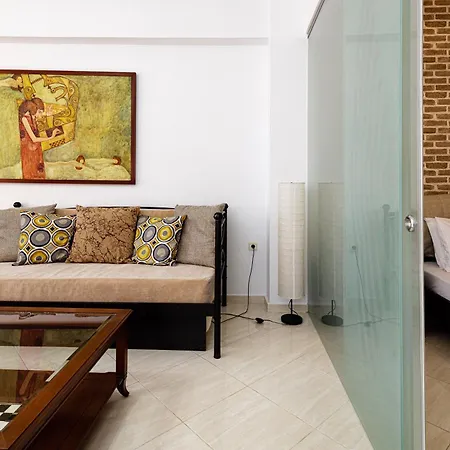 Apartment Lovely Seaside Apartments, Walking Distance To The & Amenities! *